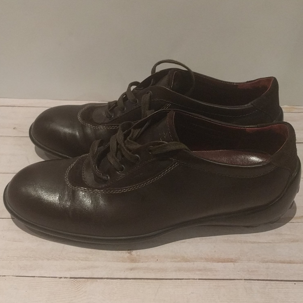 Genuine leather shoes by Tod's 🍀🌸